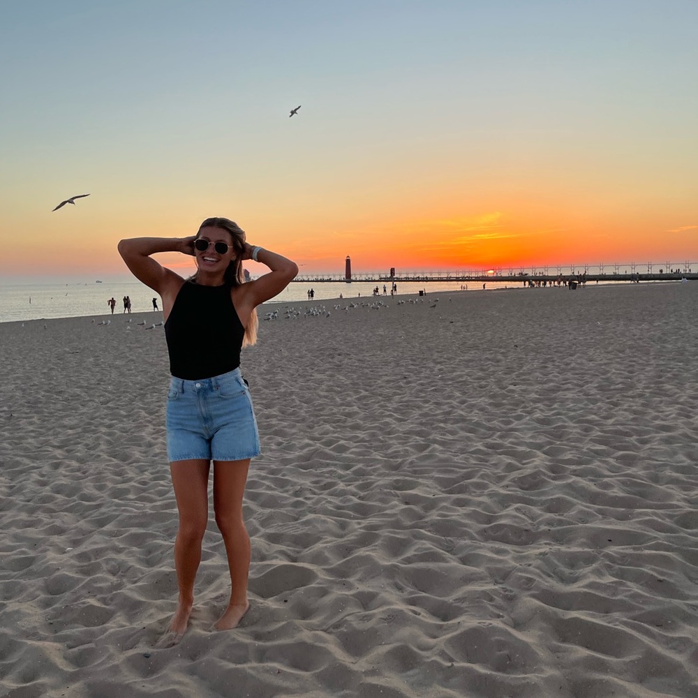 Meet your Posher, Caroline